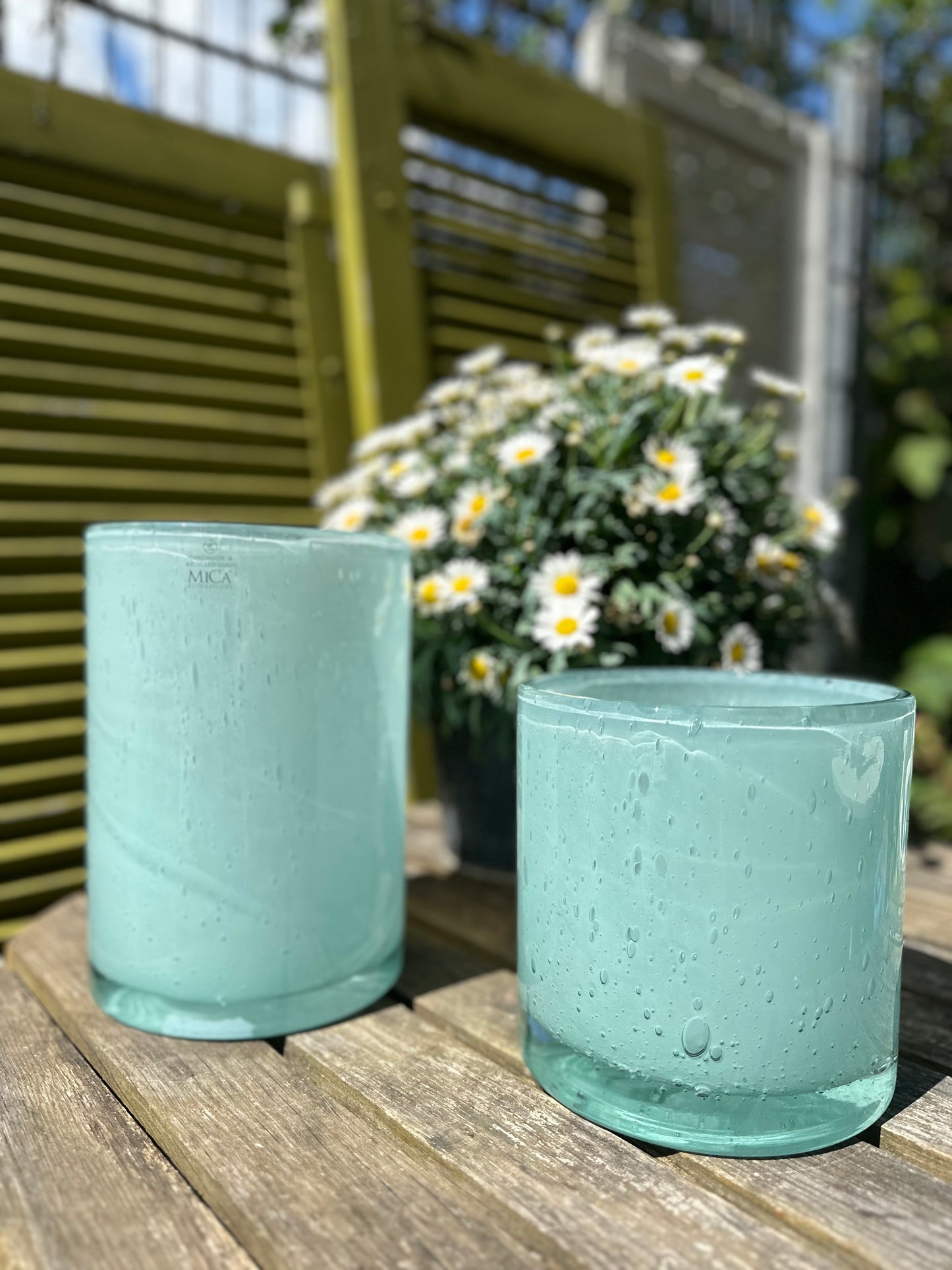 Vase Estelle – zarte Eleganz in Hellblau